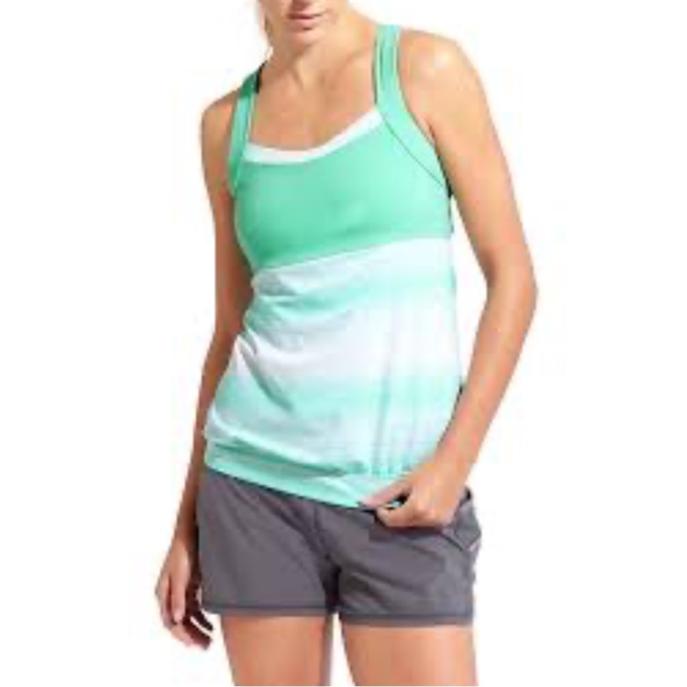 Athleta Stride Crunch and Punch Cross Back tank top w/ built in bra size medium